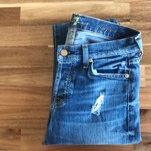 Josefina skinny boyfriend